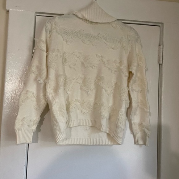 Vince Camuto Cream Sweater size XS - Picture 5 of 8